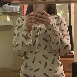 White dress shirt black 🪶